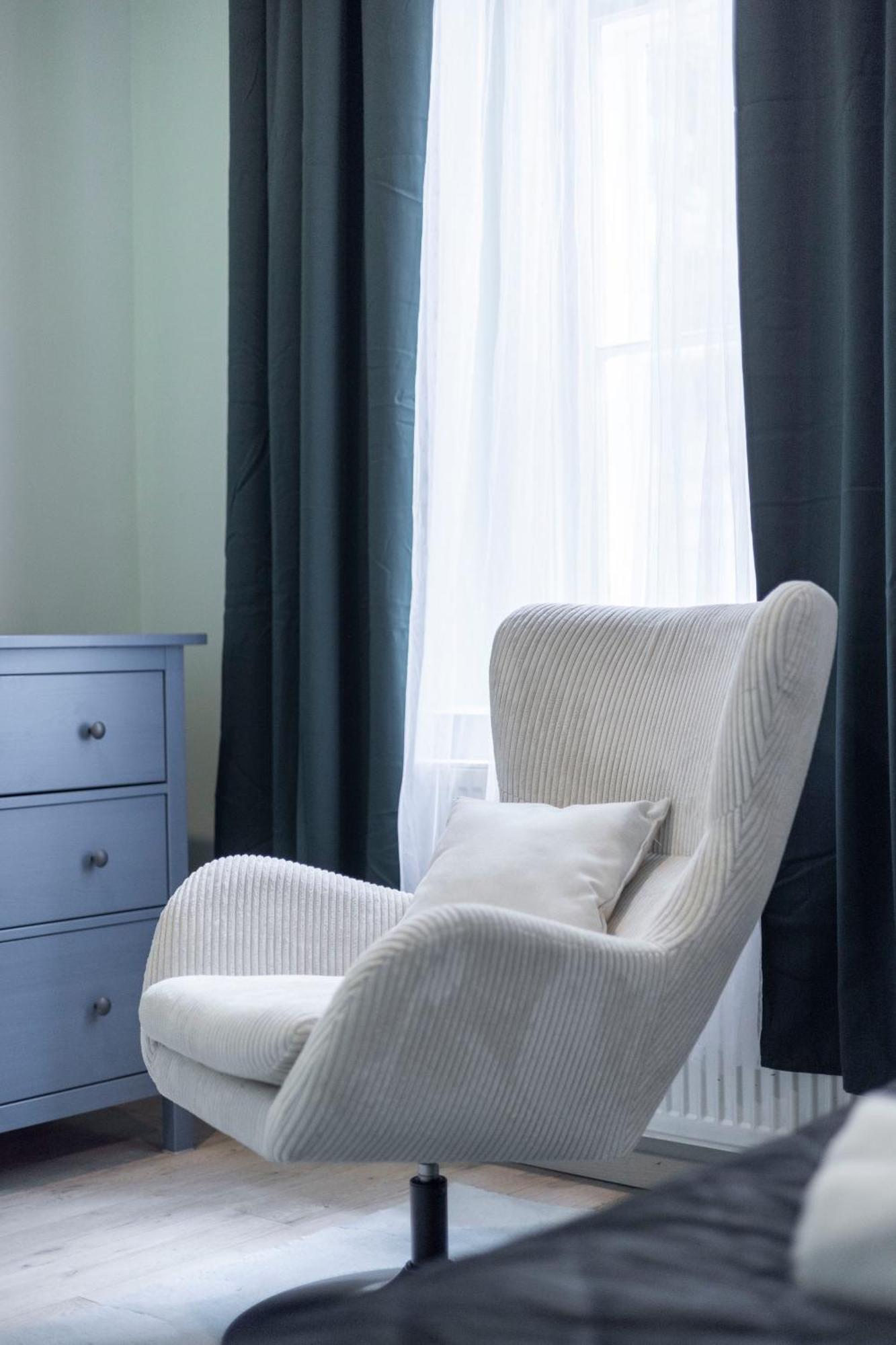 Hidden Gem With Terrace On The Andrassy Fashion Road Apartment Budapest Bagian luar foto